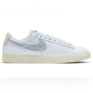 Nike | Color: LIGHT ARMORY BLUE/LIGHT ARMORY|Womens|Size:8|Nike Blazer Low SE|